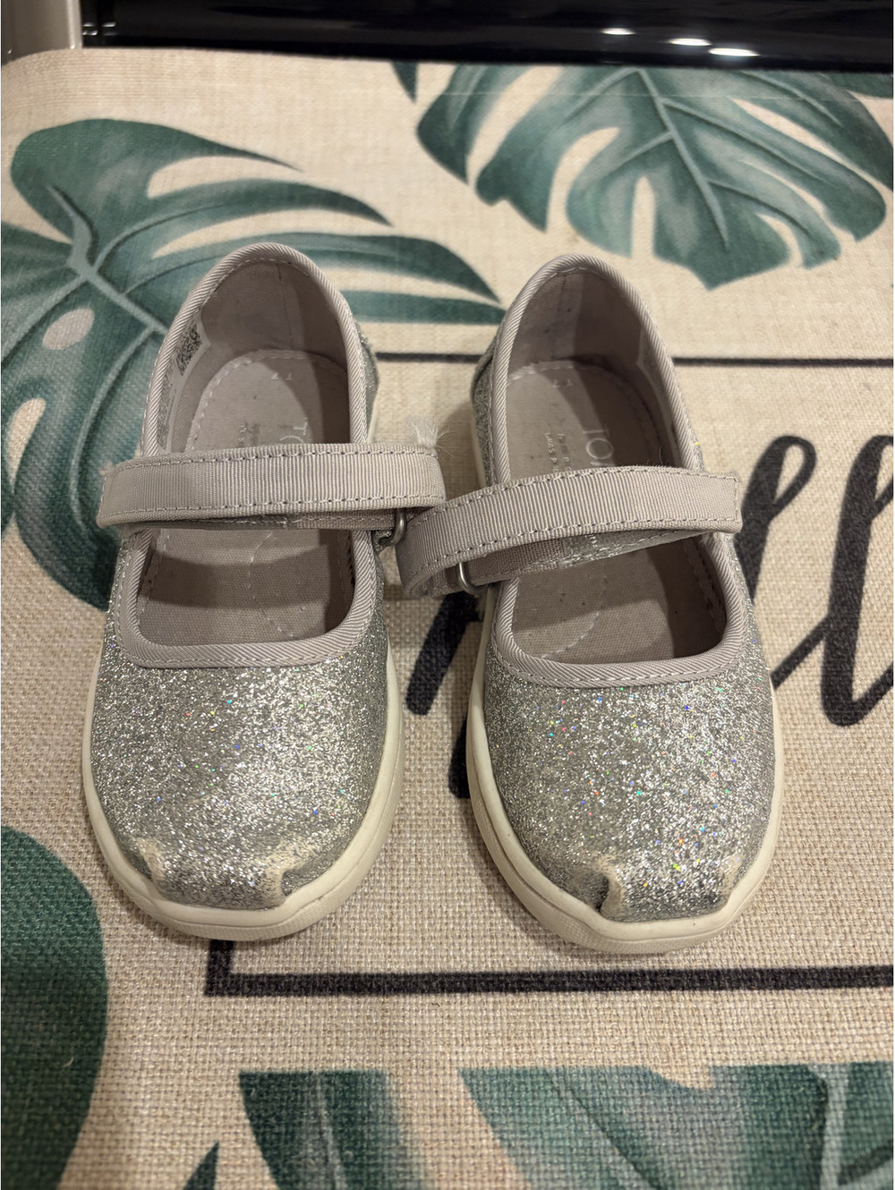 Toms Girls Silver Sparkly Shoes size 7